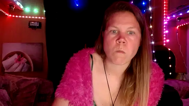 Snapshot of CallMeMaria chatting on 2, 2, 2025 CallMeMaria online show from 2, 2, 2025