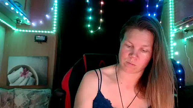 Snapshot of CallMeMaria chatting on 3, 2, 2025 CallMeMaria online show from 3, 2, 2025