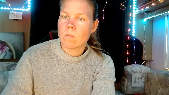 Snapshot of CallMeMaria chatting on 9, 2, 2025 CallMeMaria online show from 9, 2, 2025