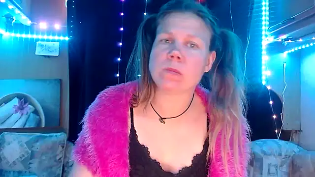 Snapshot of CallMeMaria chatting on 18, 2, 2025 CallMeMaria online show from 18, 2, 2025