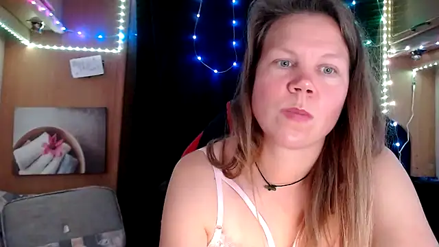 Snapshot of CallMeMaria chatting on 10, 3, 2025 CallMeMaria online show from 10, 3, 2025