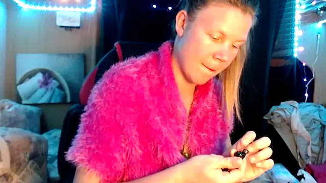 Snapshot of CallMeMaria chatting on 14, 3, 2025 CallMeMaria online show from 14, 3, 2025