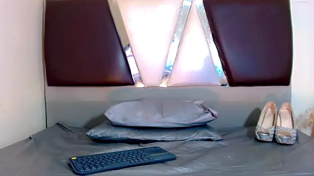 alexsandra kiss online show from 9, 11, 2025