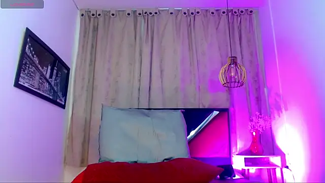 Snapshot of alexsandra_kiss chatting on 28, 5, 2026 alexsandra kiss online show from 28, 5, 2026