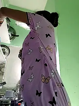 Hotty-Nidhi online show from 7, 11, 2025