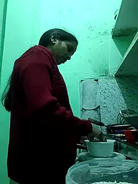 Hotty-Nidhi online show from 14, 11, 2025