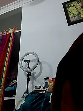 Hotty-Nidhi online show from 30, 11, 2025