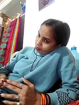 Hotty-Nidhi online show from 5, 2, 2026