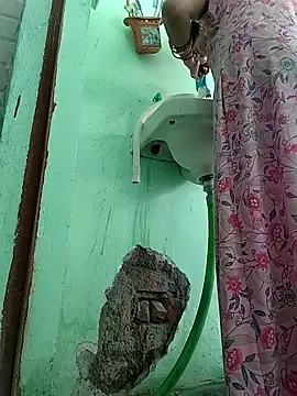 Hotty-Nidhi online show from 1, 3, 2026