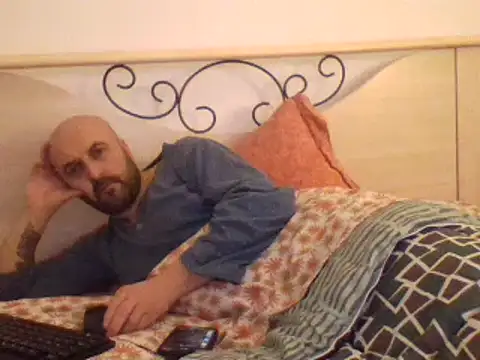 Snapshot of maxxxio12 chatting on 10, 3, 2025 maxxxio12 online show from 10, 3, 2025