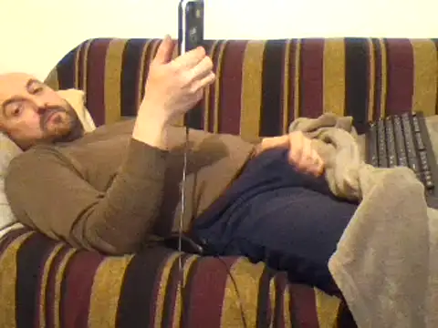 Snapshot of maxxxio12 chatting on 18, 3, 2025 maxxxio12 online show from 18, 3, 2025