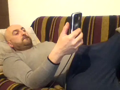 Snapshot of maxxxio12 chatting on 21, 3, 2025 maxxxio12 online show from 21, 3, 2025