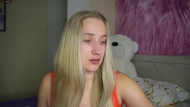 Eva Mia1 online show from 20, 10, 2025