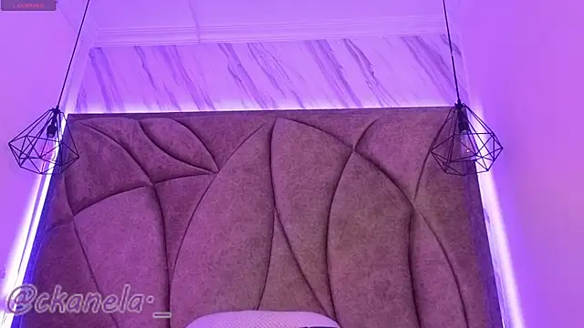 Kanela miller  online show from 14, 11, 2025