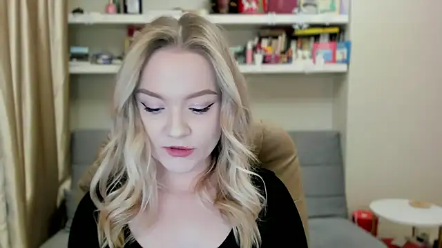 Snapshot of Kara_Smith_ chatting on 21, 2, 2026 Kara Smith online show from 21, 2, 2026