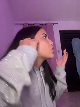 iamsara 21 online show from 18, 4, 2026