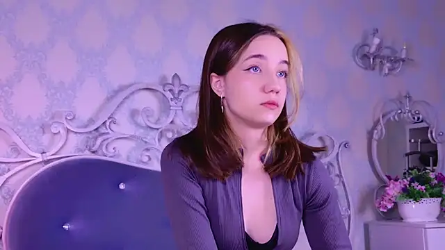 Gia Riccardo online show from 14, 10, 2025