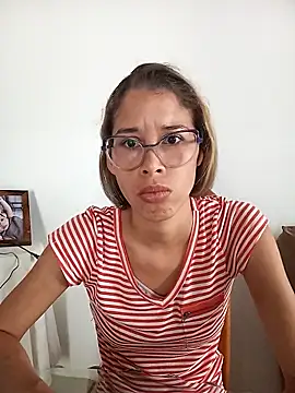 Sexi girl29 online show from 14, 4, 2026