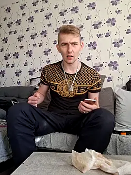 ThePython666 online show from 29, 10, 2025