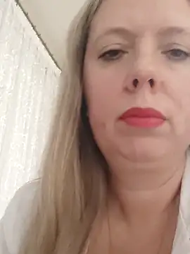 Snapshot of Irina3718 chatting on 29, 9, 2025 Irina3718 online show from 29, 9, 2025