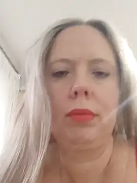 Snapshot of Irina3718 chatting on 1, 10, 2025 Irina3718 online show from 1, 10, 2025