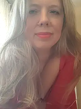 Snapshot of Irina3718 chatting on 5, 10, 2025 Irina3718 online show from 5, 10, 2025