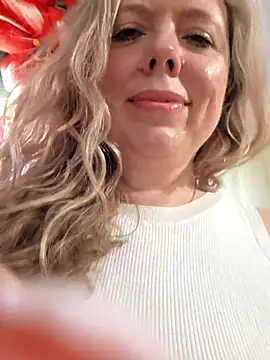 Snapshot of Irina3718 chatting on 16, 5, 2026 Irina3718 online show from 16, 5, 2026