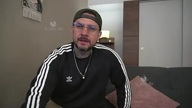 Snapshot of Te_para_2 chatting on 6, 11, 2025 Te para 2 online show from 6, 11, 2025