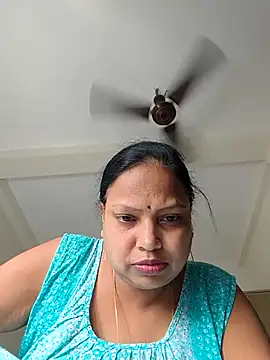 Snapshot of Arohi35 chatting on 17, 9, 2025 Arohi35 online show from 17, 9, 2025