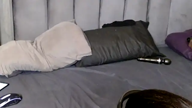 LustyDeziree1 online show from 7, 2, 2026