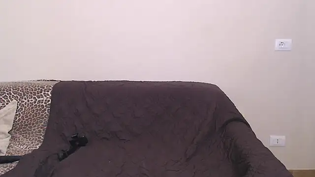 Selene-1975 online show from 1, 4, 2026