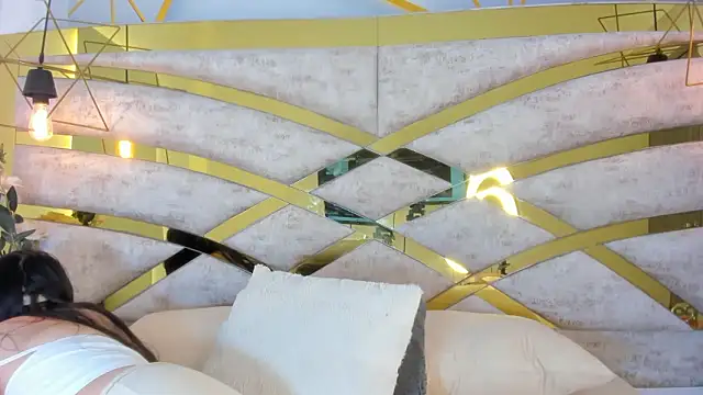 Sofiia Rossee  online show from 6, 2, 2026