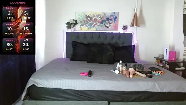 mia velvet1 online show from 15, 10, 2025