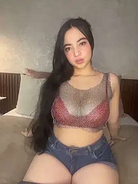 alisonnwalker2025 online show from 4, 2, 2026