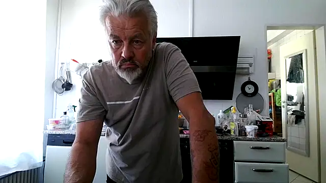 Snapshot of Berg_Boy chatting on 29, 7, 2026 Berg Boy online show from 29, 7, 2026