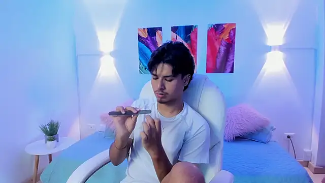 MathewAdams online show from 12, 9, 2025