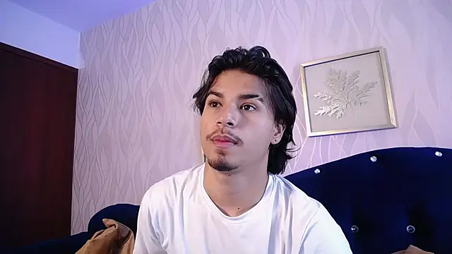 MathewAdams online show from 17, 12, 2025