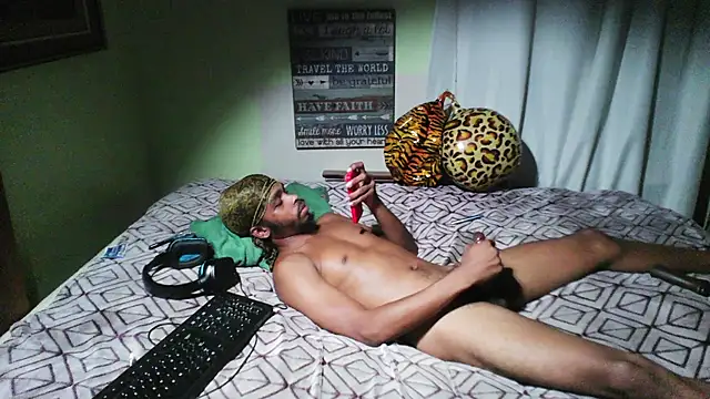 Snapshot of anthonyroth chatting on 28, 9, 2025 anthonyroth online show from 28, 9, 2025