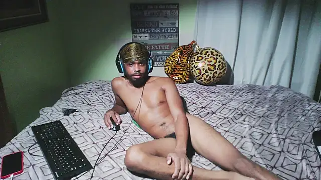 Snapshot of anthonyroth chatting on 29, 9, 2025 anthonyroth online show from 29, 9, 2025