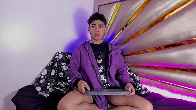 LucasCarterr  online show from 17, 3, 2025