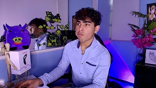 LucasCarterr  online show from 20, 10, 2025