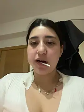 Snapshot of SashaLuss_ chatting on 20, 6, 2026 SashaLuss online show from 20, 6, 2026