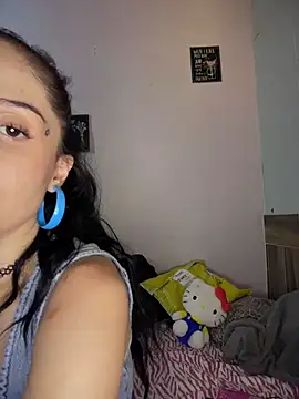 Snapshot of LoganPeny chatting on 3, 6, 2026 LoganPeny online show from 3, 6, 2026