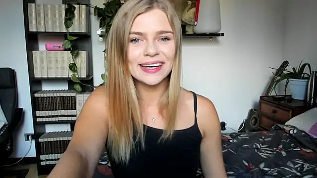 HaleyReedme online show from 23, 9, 2025