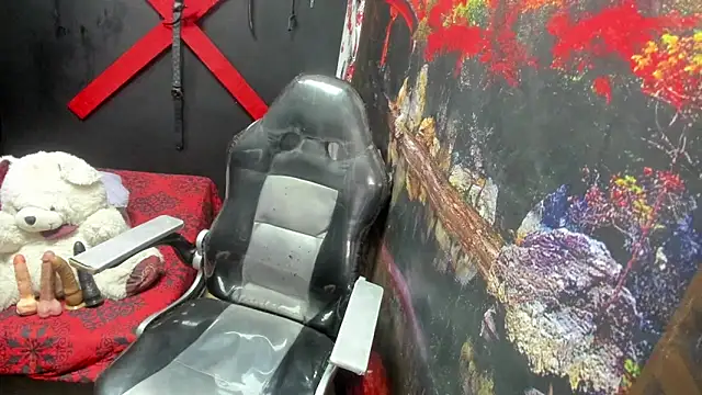 Tracy KS online show from 9, 10, 2025