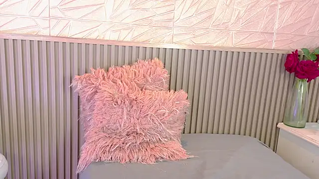 Gaviluc  online show from 3, 12, 2025