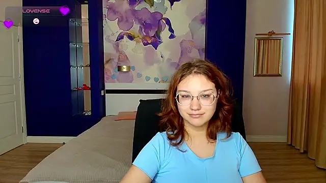 AngelinaLow online show from 24, 11, 2025