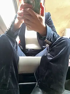 aa520uv online show from 3, 11, 2025