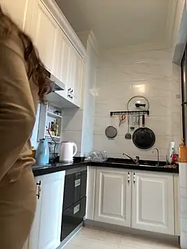 Snapshot of aa520uv chatting on 9, 4, 2026 aa520uv online show from 9, 4, 2026