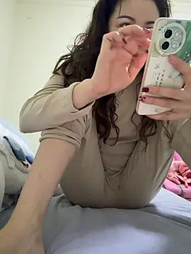 Snapshot of aa520uv chatting on 10, 4, 2026 aa520uv online show from 10, 4, 2026